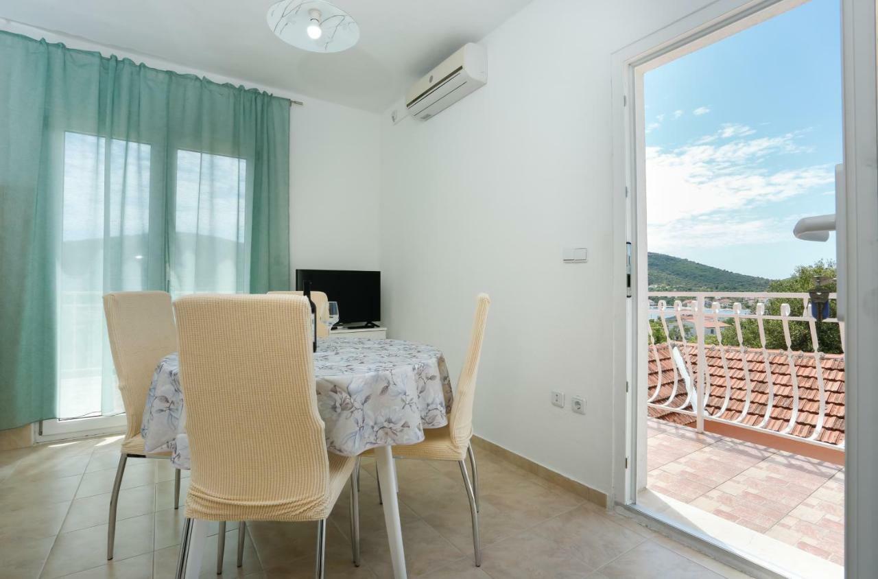 Apartament Apartman Paula 1 Vinišće Zewnętrze zdjęcie