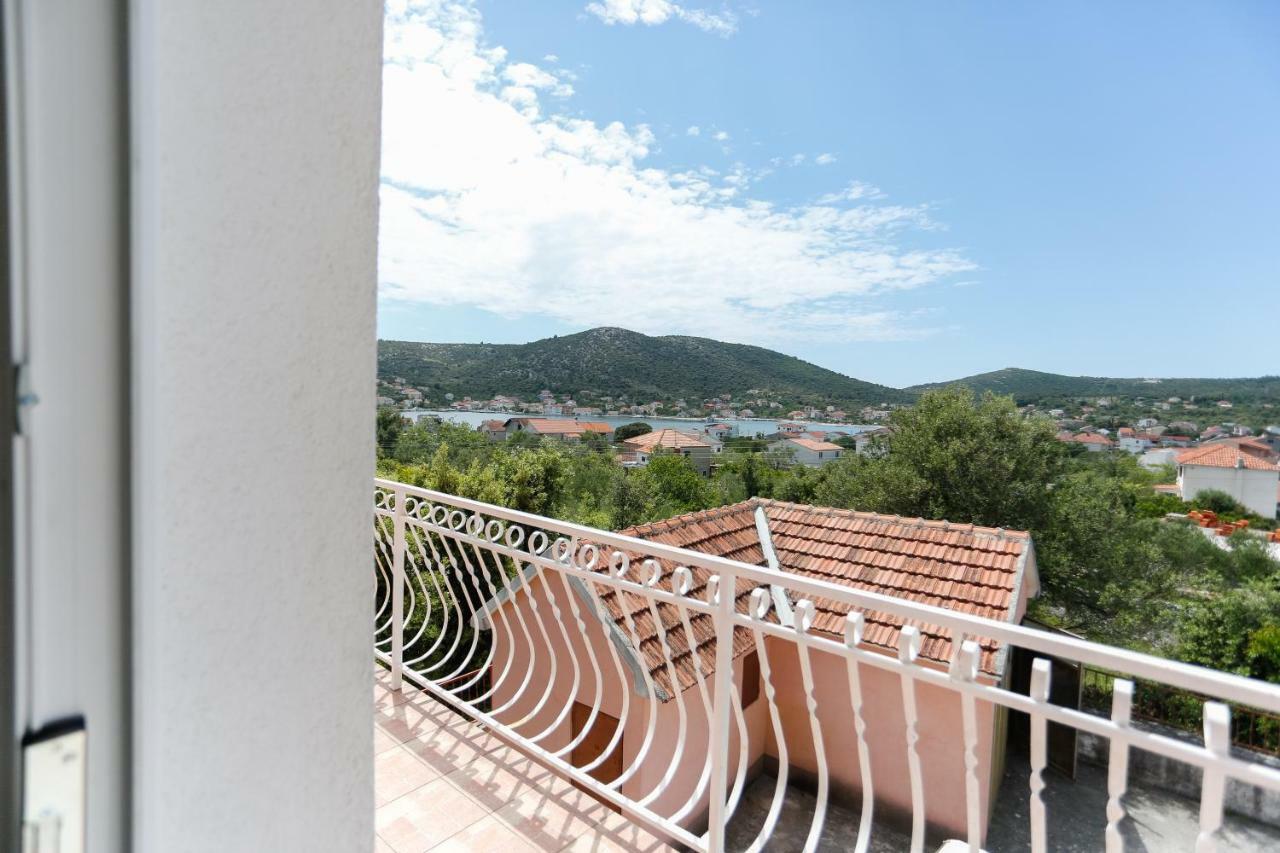Apartament Apartman Paula 1 Vinišće Zewnętrze zdjęcie